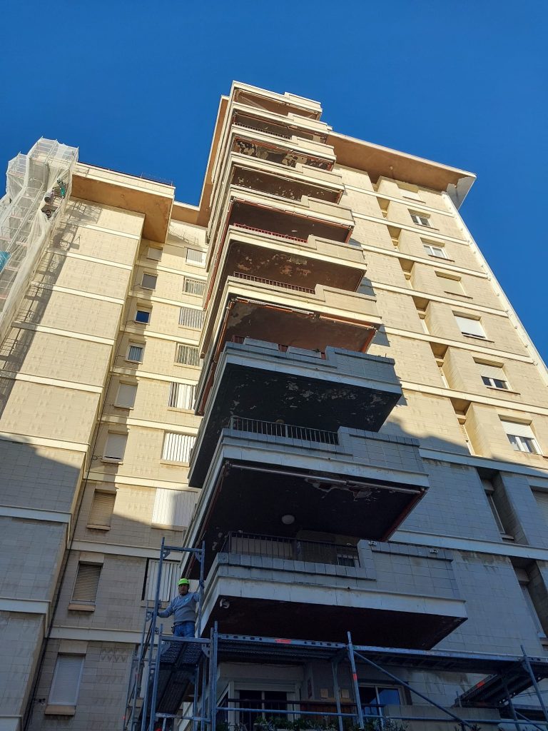rehabilitacion fachada edificio barcelona 3